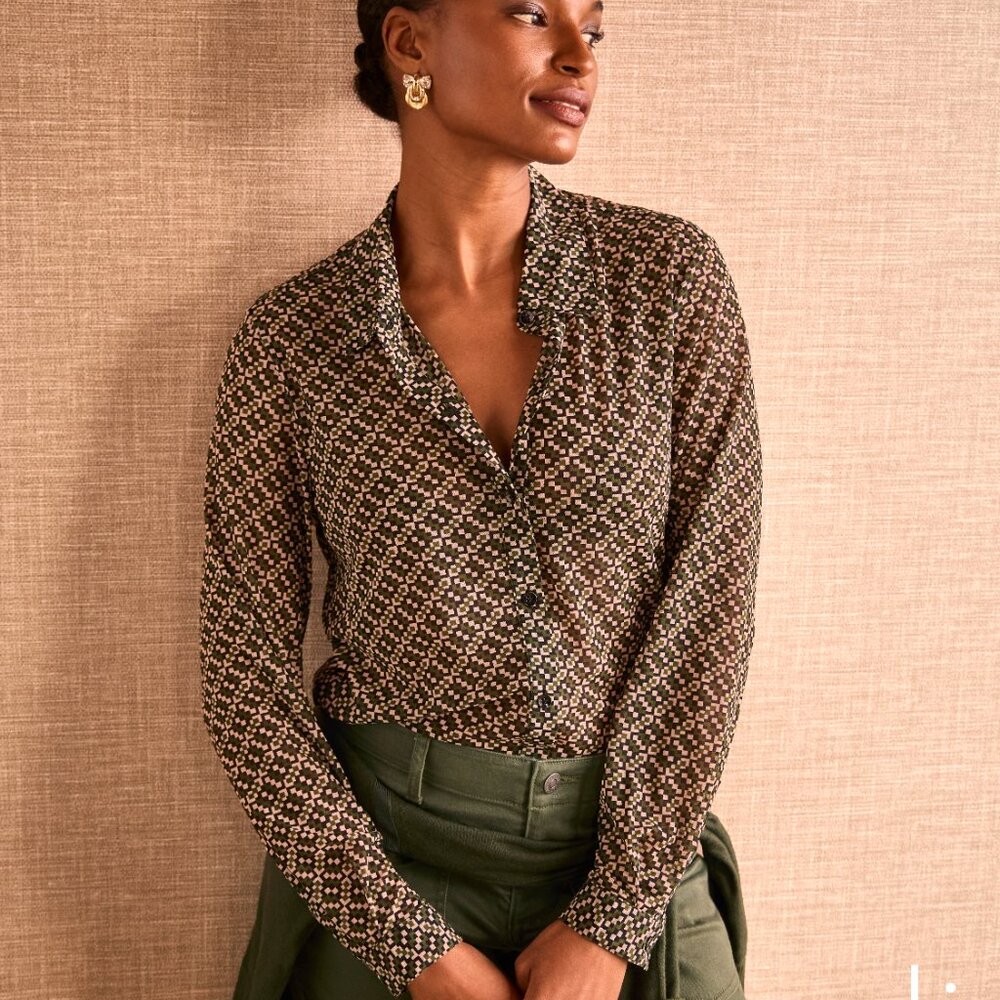 Cabi Mesh Shirt - (L) Fall Sample Sale